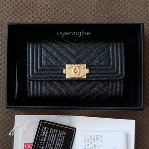 Authentic CHANEL 18C Card Holder